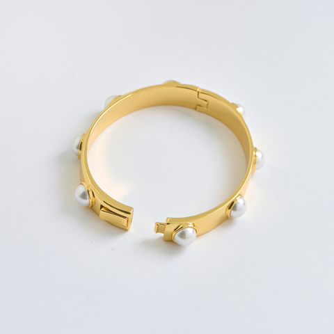 Pearl Polkadot Cuff